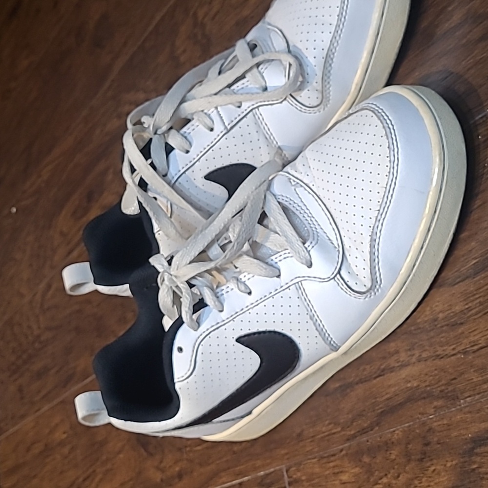White nike air